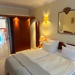 Berliner Hof Hotell 3*