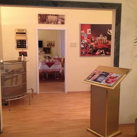 Berliner Hof Hotel 3*