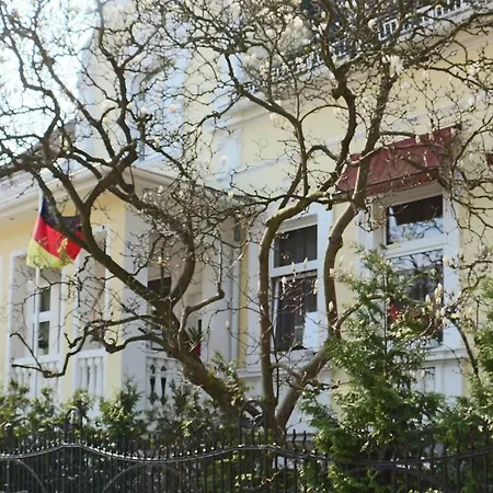 Hotel Berliner Hof 3*