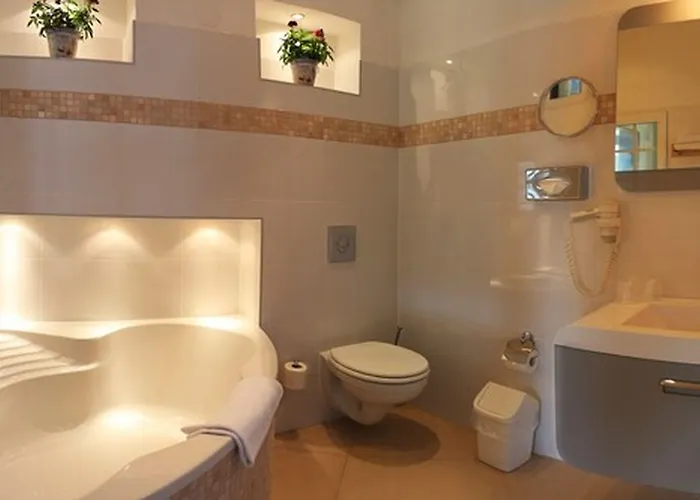 Berliner Hof Hotel 3*